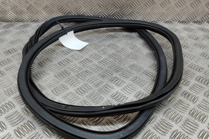Garnitura ușă st&acirc;nga spate AUDI A3 Limousine 8YS 2020 OEM: 8Y5833721 | 25093458