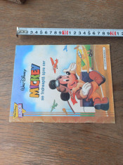 MICKEY SE INDREAPTA SPRE CER/ EDITURA EGMONT/ NR. 1*1993 foto