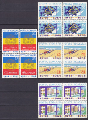 ROMANIA 1964 LP 587 A XX-a ANIVERSARE A PATRIEI BLOCURI DE 4 TIMBRE MNH foto