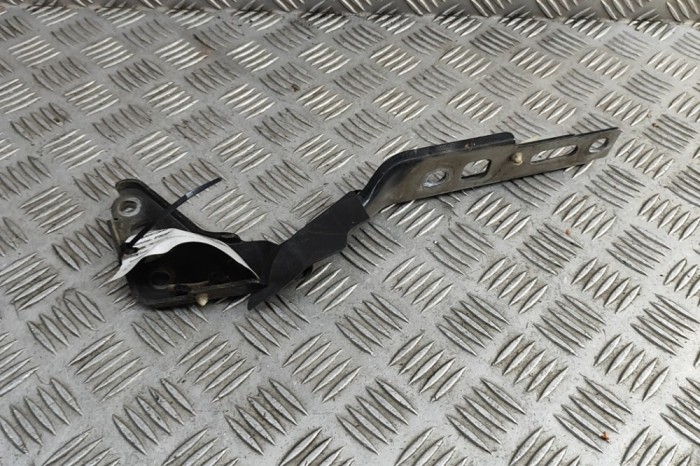 Balama capota dreapta față AUDI Q7 4L 2014 OEM: 4L0823302 30972643