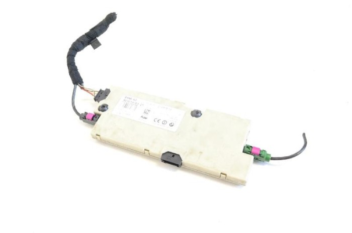 Amplificator de antena BMW 7 F01, F02 2009 OEM: 9218093 | 10015852