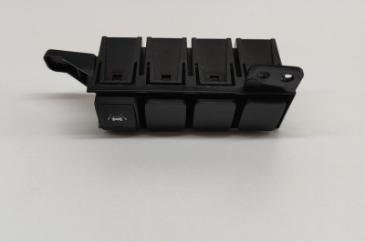 Comutator NISSAN QASHQAI II J11, J11_ 2017 OEM: 25134-HV00A 28254015 foto