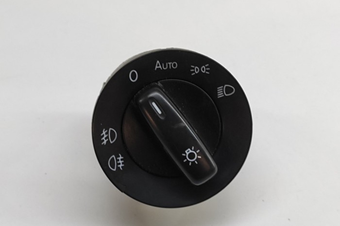 Modul de control comutator faruri VW CADDY III Variant 2KB, 2KJ, 2CB, 2CJ 2014 OEM: 1K0941431,1K0941431BM 28592797