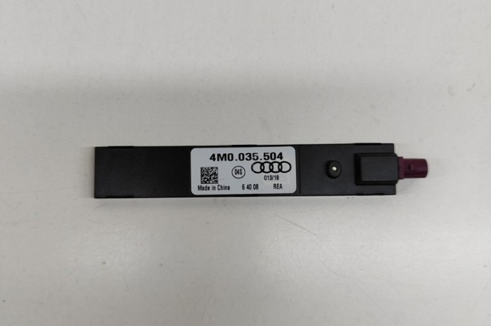 Amplificator de antena PORSCHE CAYENNE 9Y0/9Y3 2019 OEM: 4M0035504 | 22420738