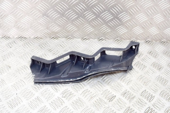 Suport bara de protecție dreapta față VW PASSAT B6 3C2 2007 OEM: 3C0807890A 14243452