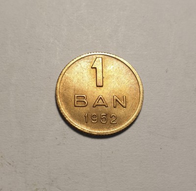 1 ban 1952 UNC foto