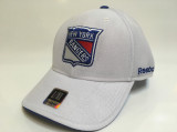 New York Rangers șapcă de baseball Structured Flex 16 white - S, Reebok