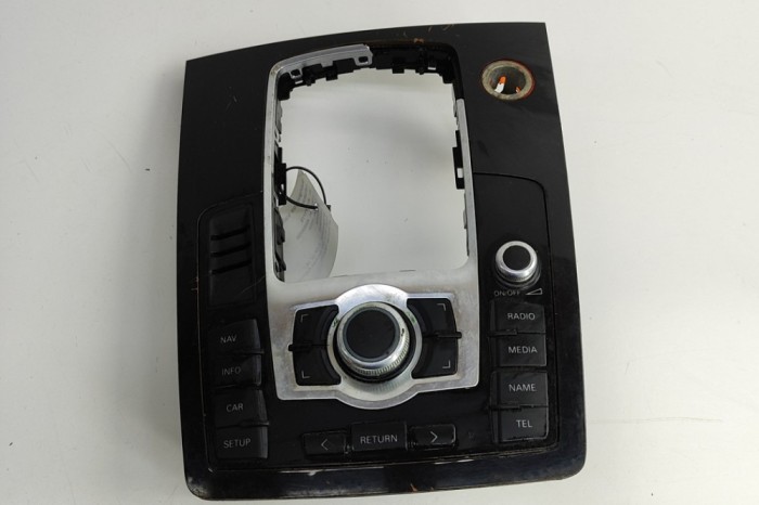 AUDI Q7 4L 2007 OEM: 4L0919610 SKU: 29771779