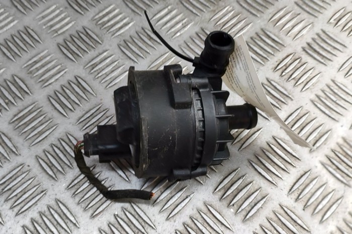 Pompa de apa auxiliara PORSCHE Taycan 2022 OEM: 9J1965567B | 31802701