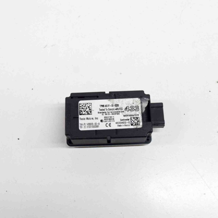 Modul de control presiune anvelope TESLA MODEL 3 2020 OEM: 1458965-00-A,A3C00046202-00 16048822