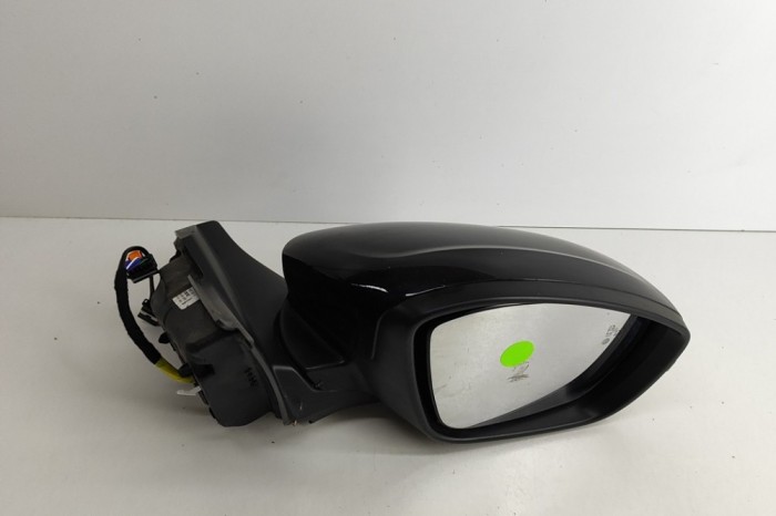 Oglinda laterală dreapta PEUGEOT 2008 II 2021 OEM: 98271326XT 28131485