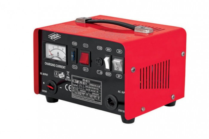 Redresor auto 9 Amp pentru baterii de 12 V si 24 V Raider Power Tools