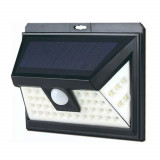 Cumpara ieftin Lampa solara LED PNI GreenHouse WS12, 240 lm, unghi PIR 110 grade, acumulator 2200 mAh, IP44, montaj pe perete