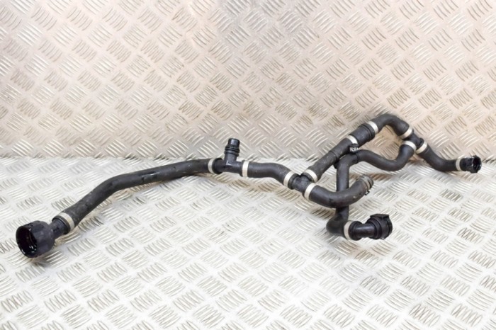 Furtun de lichid de răcire BMW iX3 G08 2021 OEM: 8743384 | 21327011