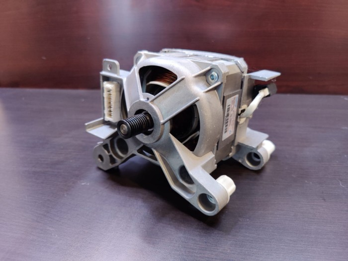 motor 6 pini Masina De Spalat Verticala Whirlpool AWE 66710 / C97