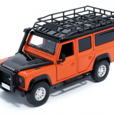 Macheta auto Land Rover Defender 110 portocaliu, pull back, lumini, sunet, 1:32