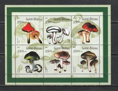 Guinea Bissau 2011 - Ciuperci S/S 1v MNH foto