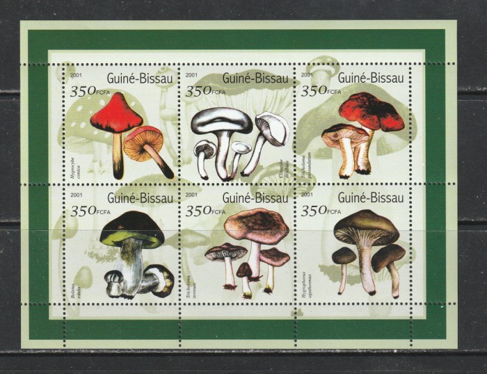 Guinea Bissau 2011 - Ciuperci S/S 1v MNH