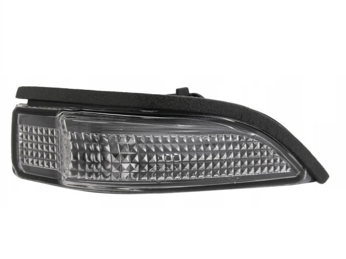 Lampa semnalizare oglinda TOYOTA YARIS (XP130), 03.2011-07.2014 fabricat in Europa; YARIS, 07.2014-05.2017; YARIS, 05.2017-, partea Dreapta, tip bec