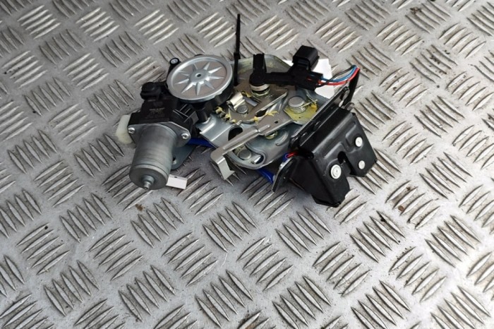 MAZDA CX-5 KF 2022 OEM: 830100-1120,TK4962310C SKU: 31147326