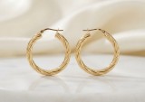 Cumpara ieftin Cercei Placati cu Aur Twisted Ribbon Hoops , Eleganta Clasica E i Linii Fluide