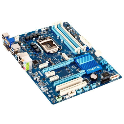 Kit placa de baza GIGABYTE GA-H77-D3H cooler procesor i5-3570 si 8GB DDR3 (4 x 2Gb) LGA1155 foto