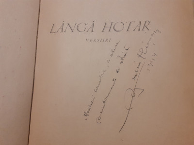 LANGA HOTAR-IUSTIN ILIESIU CU DEDICATIE-1944 a1. foto