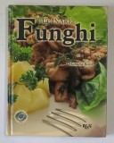 CUCINARE FUNGHI di MANUELA ROSSI , 2007