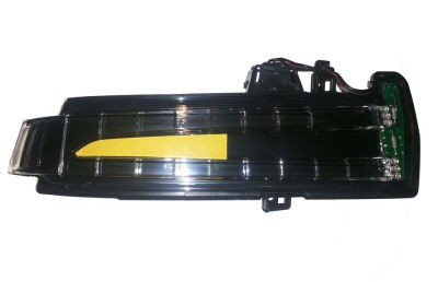 Semnalizare oglinda Mercedes clasa A (W176), B (W246), C (W204), Cl (C216), Cla (C117), Cls (C218), E (W212) Sedan/Combi, E (C207) Coupe/Cabrio , Gl