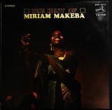 Vinil LP # &quot;Japan Press&quot; Miriam Makeba &lrm;&ndash; The Best Of Miriam Makeba (EX), Pop