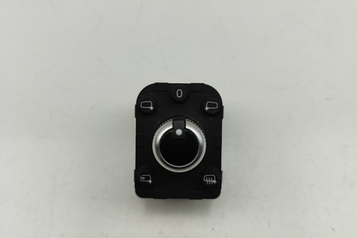 Comutator de reglare oglinda AUDI Q7 4M 2016 OEM: 4M0959565M,10121577 | 31801460
