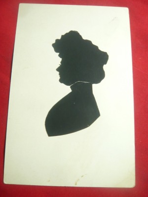 Ilustrata- Portret -Profil Femeie- executat prin decupare ,inc.sec.XX foto