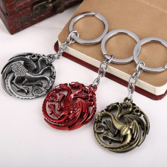 Breloc film Game Of Thrones Targeryan Badge metalic + ambalaj cadou
