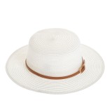 Palarie alba cu accesoriu tip curea