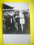 HOPCT 543 F - FOTOGRAFIE VECHE-D= 18/12 CM-INCIDENT LA FINALA VITEZA -C M CICLISM-SPORT-1947-FOTO AGENTIA ASSOCIATEDPRESS PHOTOS 1947