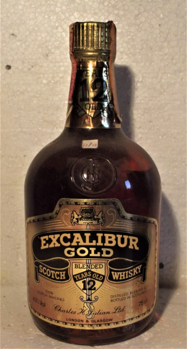 RARE WHISKY EXCALIBUR, GOLD - 12YO, CL 75 GR, 43, ANI 60/70 IMP. CINZANO ITALY