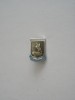 QW9 N3 77 - insigna - orase - Leningrad, Europa