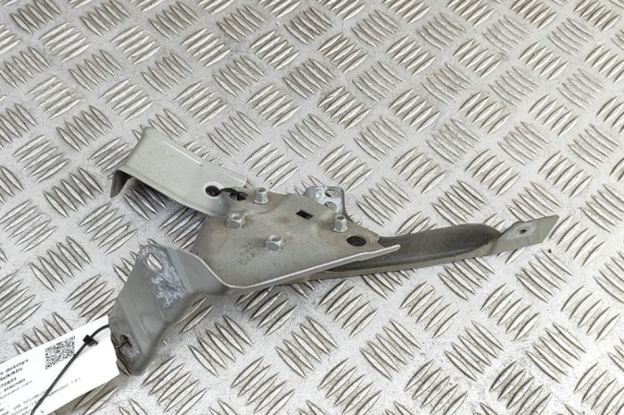 Suport aripa dreapta față VW TIGUAN AD1 2021 OEM: 5NA821430A,5NA821142B,5NA809471A 25572851