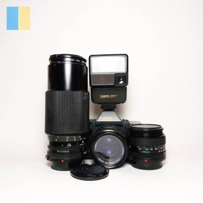 Canon T70 cu Canon FD 50mm f/1.4, FD 28mm f/2.8, FD 70-210mm f/4, Speedlite 277T foto