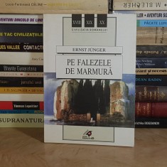 ERNST JUNGER - PE FALEZELE DE MARMURA , 2002 * foto