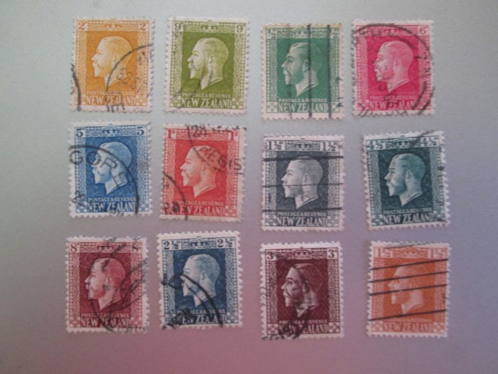 NEW ZEALAND SERIE STAMPILATA=240