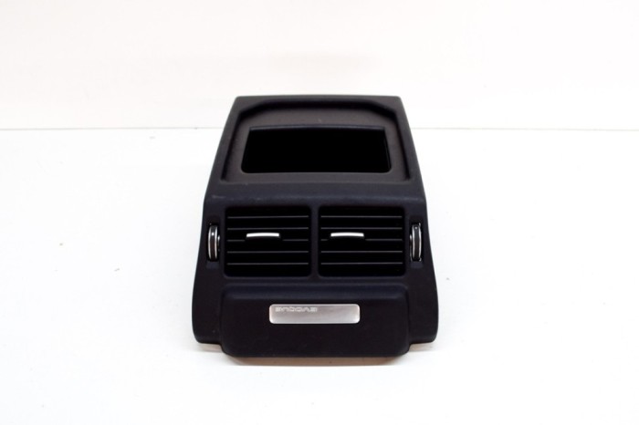 Gura de ventilație consola centrală LAND ROVER RANGE ROVER EVOQUE L538 2017 OEM: BJ32-04569-AA,EJ32-044E19-AA 14378014