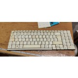 Clevo Chilli Green MP-03756D0-4307L netestata #A5295