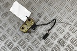 &Icirc;ncuietoare capota PORSCHE 911 996 2002 OEM: 99651205303 31422833