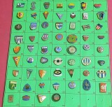Lot 60 insigne fotbal CEHIA si SLOVACIA (CEHOSLOVACIA) - sistem de prindere ac lung (majoritatea model vechi!)