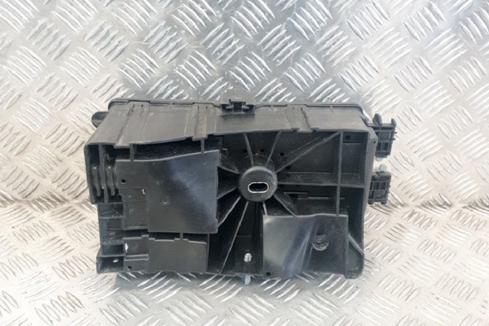 Panou de siguranțe CHEVROLET MALIBU V300 2014 OEM: 13222781,13255300,13222782 11280513