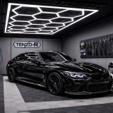 Iluminare LED hexagonala pentru atelierul de garaj showroom 14 campuri 2.44 x 4.85 m Performance AutoTuning