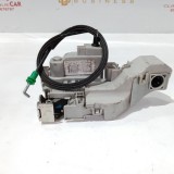 Cumpara ieftin Broasca portiera stanga spate Lancia Ypsilon 2011 - 2015