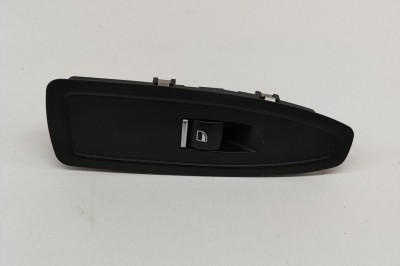 Buton geam ușă dreapta spate BMW 3 F30, F80 2015 OEM: 9208107,7403883 22607922 foto