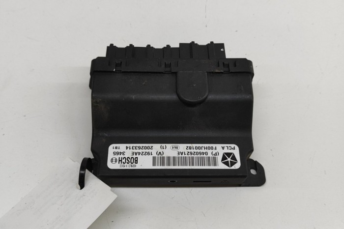 Modul de control ușă dreapta față JEEP GRAND CHEROKEE III WH, WK 2006 OEM: 04602621AE 29813945